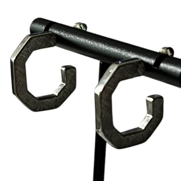 Silver Geometric “C” Shape Hoop Earrings - Picture 3 of 8